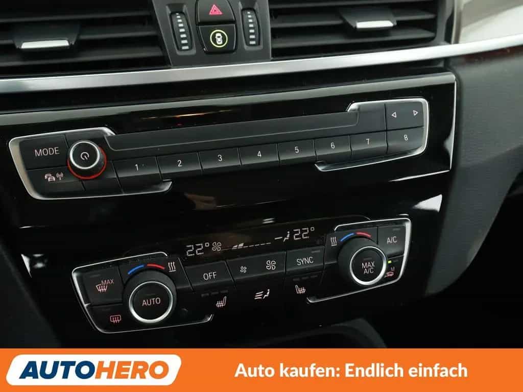 BMW X1 xDrive 25i xLine Aut.*NAVI*TEMPO*PDC*SHZ*LIM* 07/2017-photo-21
