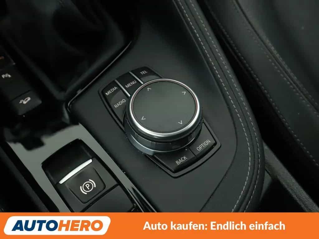 BMW X1 xDrive 25i xLine Aut.*NAVI*TEMPO*PDC*SHZ*LIM* 07/2017-photo-24
