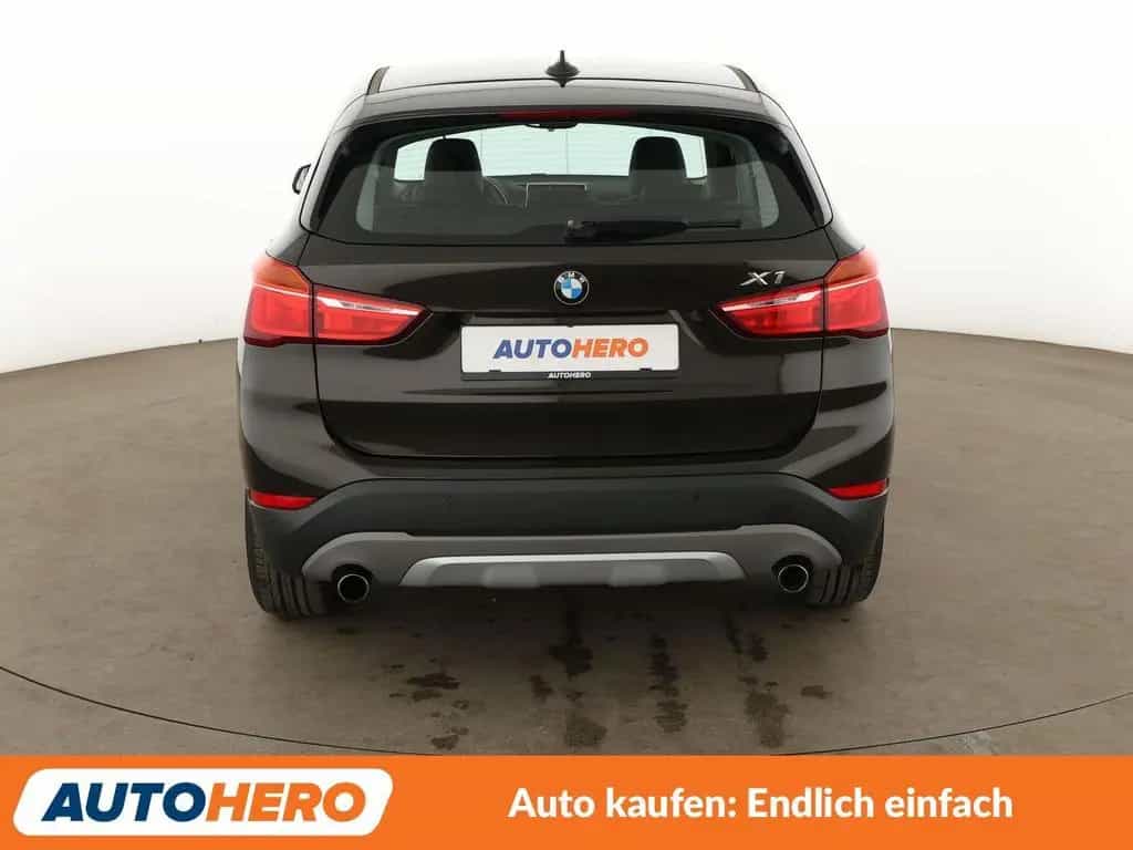 BMW X1 xDrive 25i xLine Aut.*NAVI*TEMPO*PDC*SHZ*LIM* 07/2017-photo-4