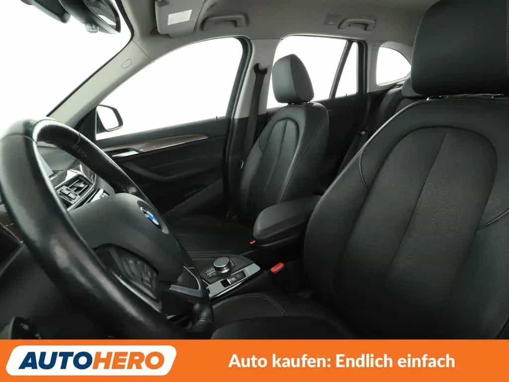 BMW X1 xDrive 25i xLine Aut.*NAVI*TEMPO*PDC*SHZ*LIM* 07/2017-photo-9