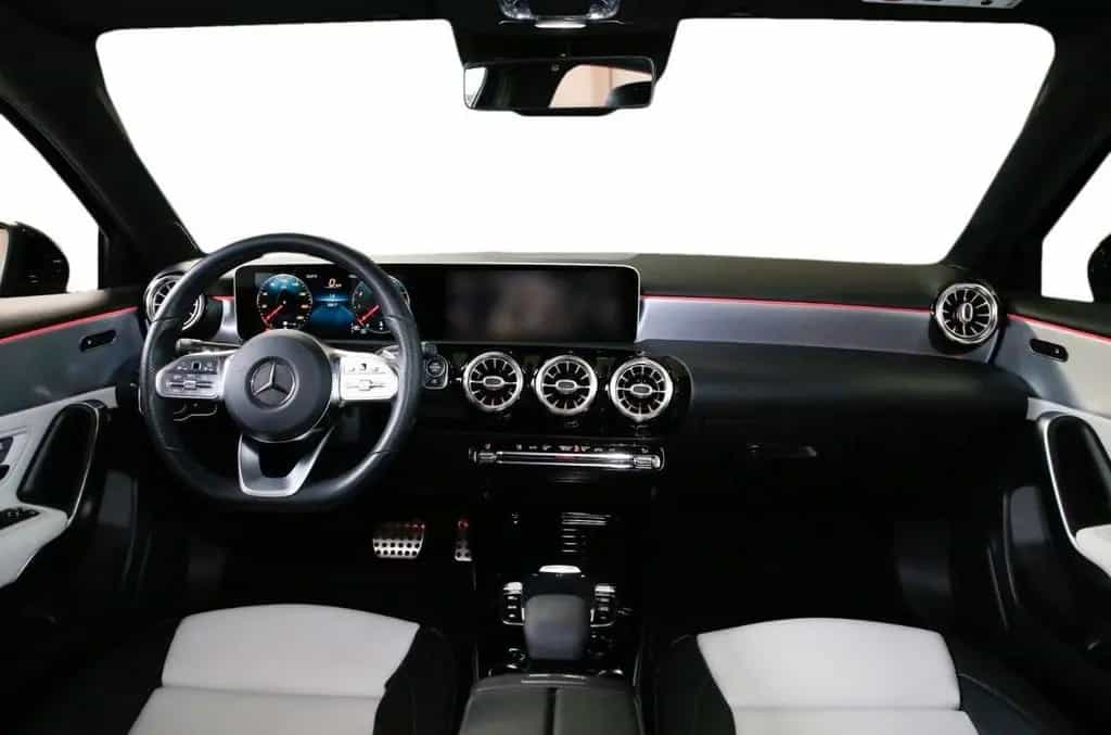 Mercedes-Benz A-Class Benz A250 / AMG / HEAD UP 10/2018-photo-3