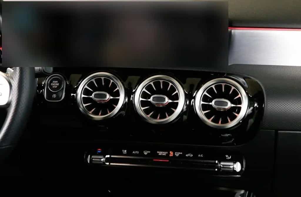 Mercedes-Benz A-Class Benz A250 / AMG / HEAD UP 10/2018-photo-4