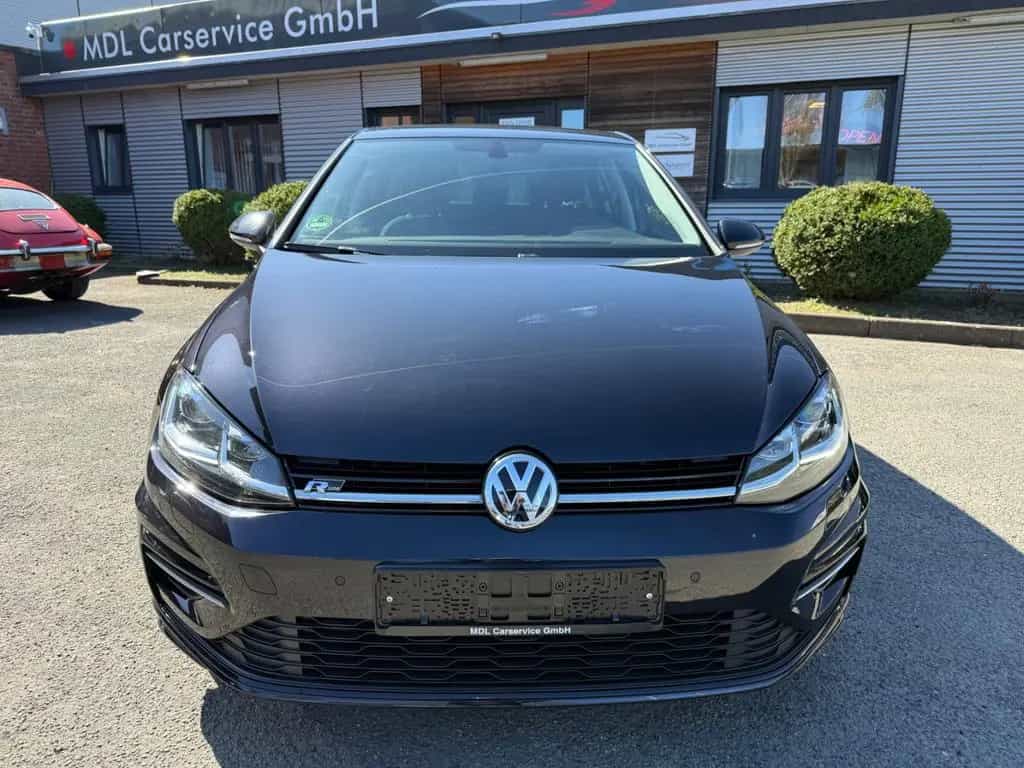 Volkswagen Golf VII Lim.1.5 TSI R-Line/VOLLLED/NAVI/ 08/2019-photo-2