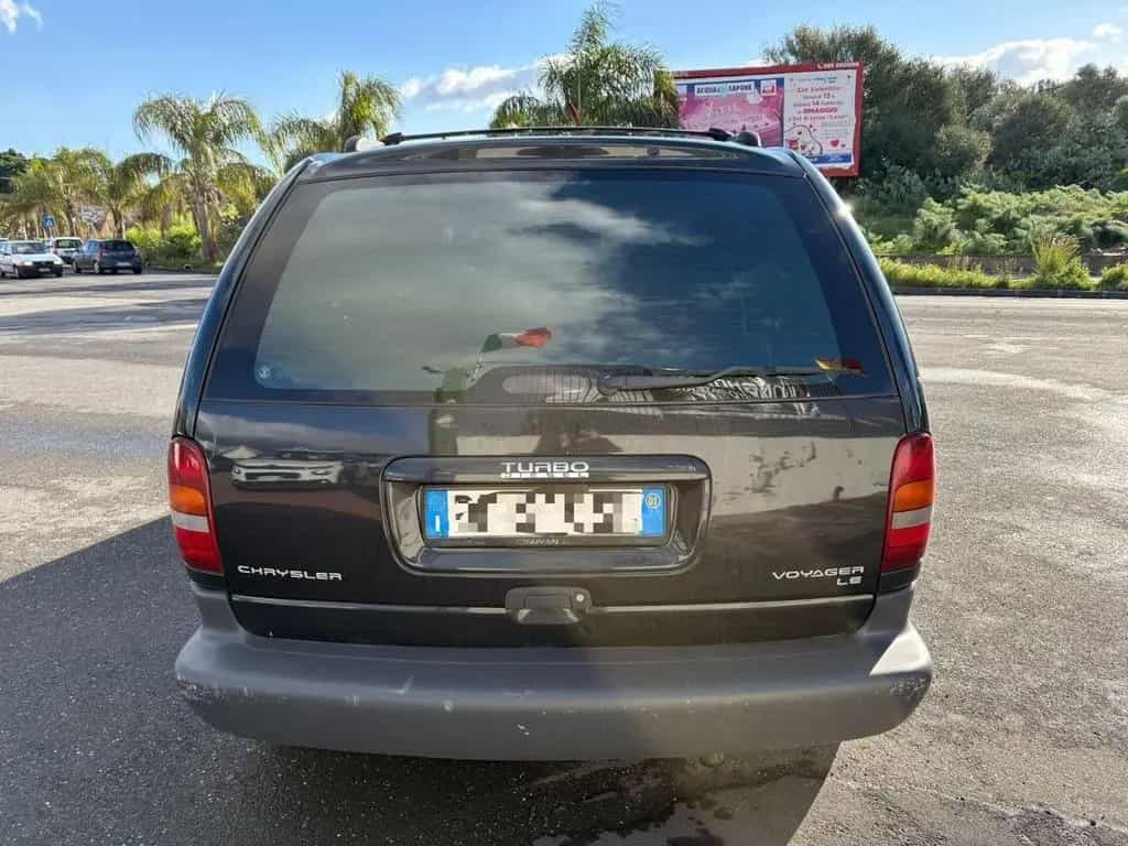 Chrysler Voyager Crysler 01/2001-photo-4