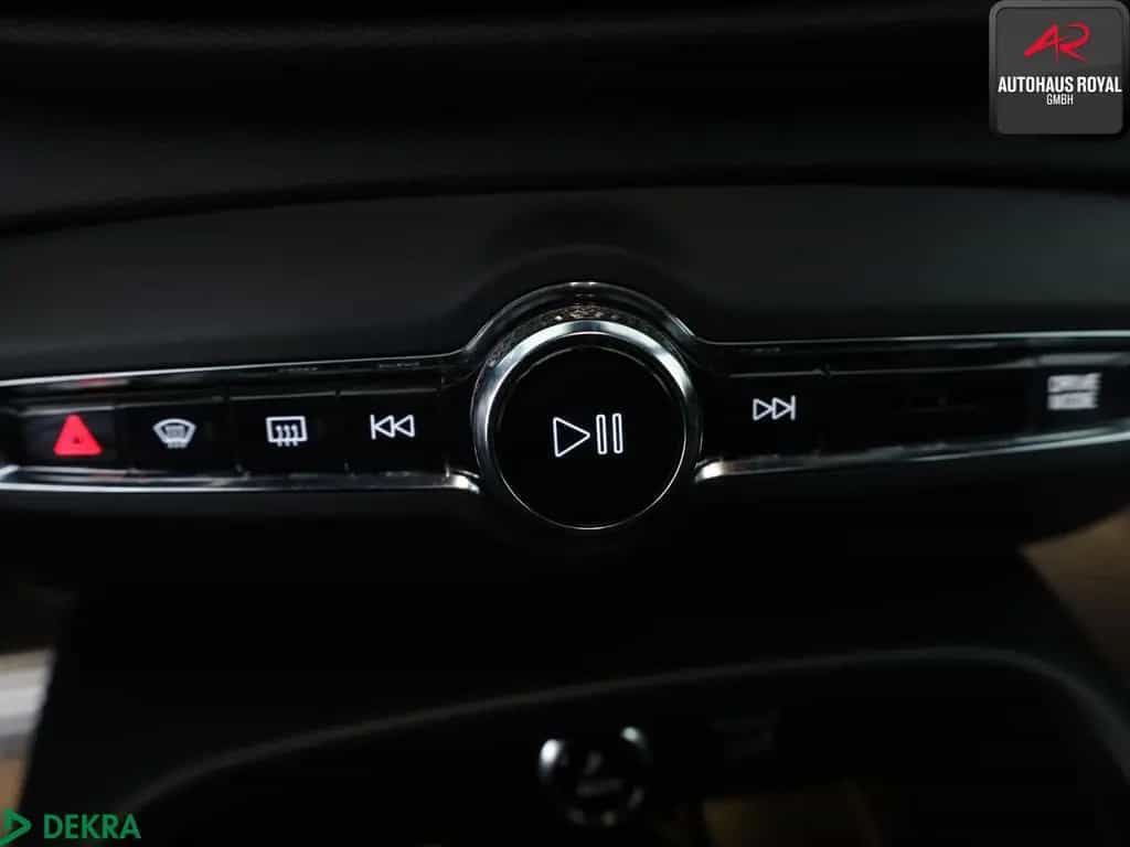 Volvo XC40 XC 40 2.0 T5 AWD R DESIGN PANO,STANDHEIZ,ACC,21Z 04/2018-photo-21