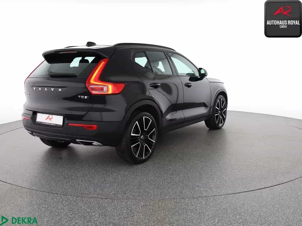 Volvo XC40 XC 40 2.0 T5 AWD R DESIGN PANO,STANDHEIZ,ACC,21Z 04/2018-photo-4