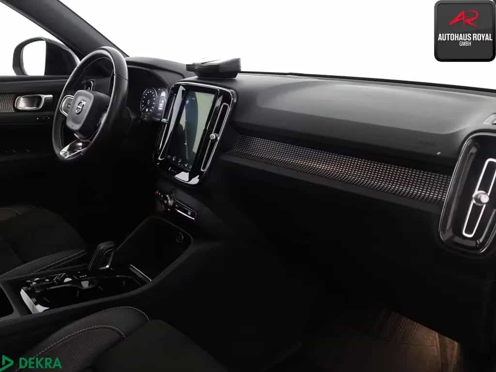 Volvo XC40 XC 40 2.0 T5 AWD R DESIGN PANO,STANDHEIZ,ACC,21Z 04/2018-photo-9