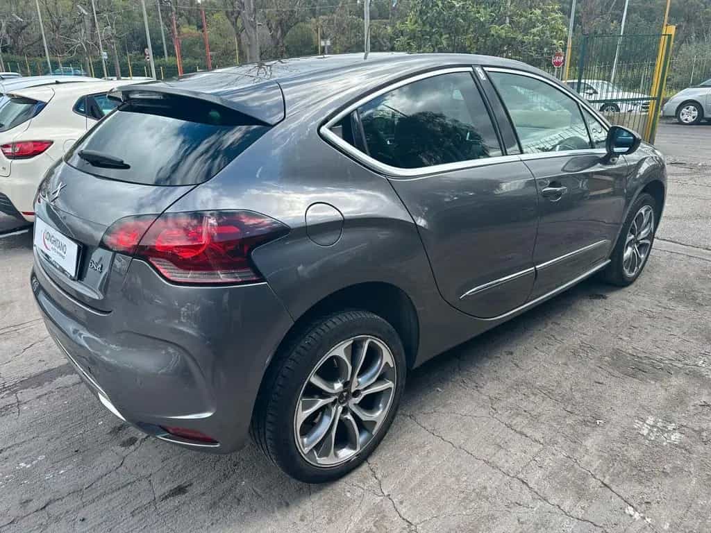 DS Automobiles DS4 Ds DS4 DS 4 BlueHDi 120 S&S So Chic 11/2015-photo-5