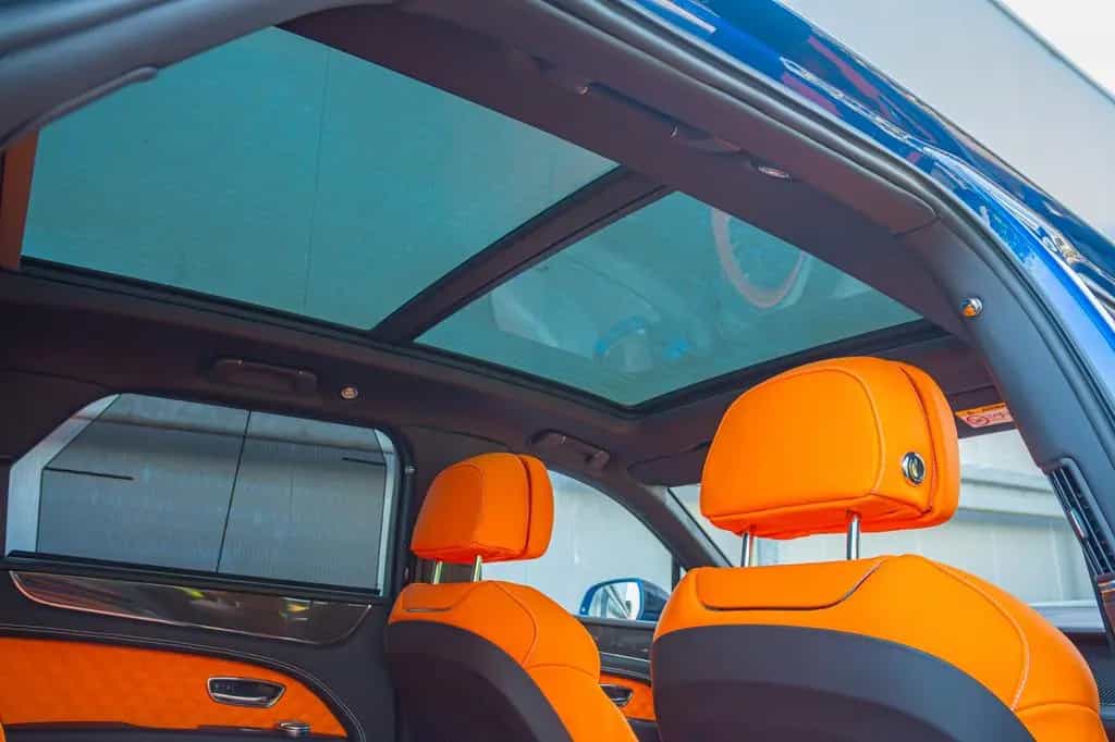 Bentley Bentayga V8 MANSORY * CARBON*CERAMIC BRAKES* 09/2021-photo-27