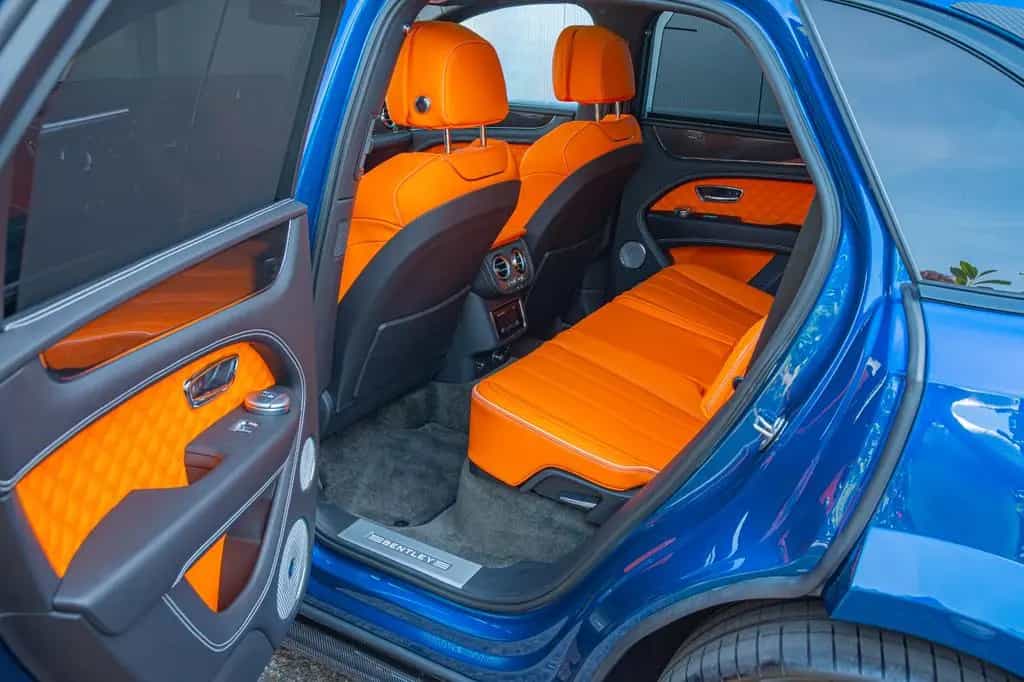 Bentley Bentayga V8 MANSORY * CARBON*CERAMIC BRAKES* 09/2021-photo-28