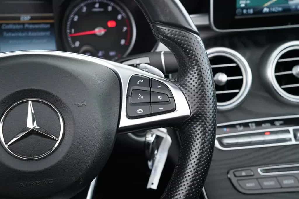 Mercedes-Benz C-Class 200 CABRIOLET AMG-LINE 9G-TRONIC SCHECKHEFT 11/2017-photo-18