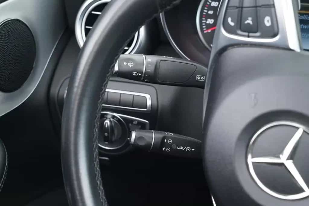 Mercedes-Benz C-Class 200 CABRIOLET AMG-LINE 9G-TRONIC SCHECKHEFT 11/2017-photo-19