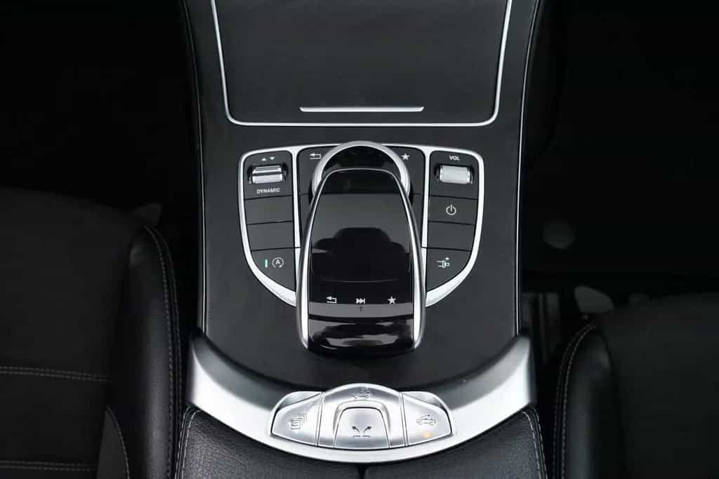 Mercedes-Benz C-Class 200 CABRIOLET AMG-LINE 9G-TRONIC SCHECKHEFT 11/2017-photo-30