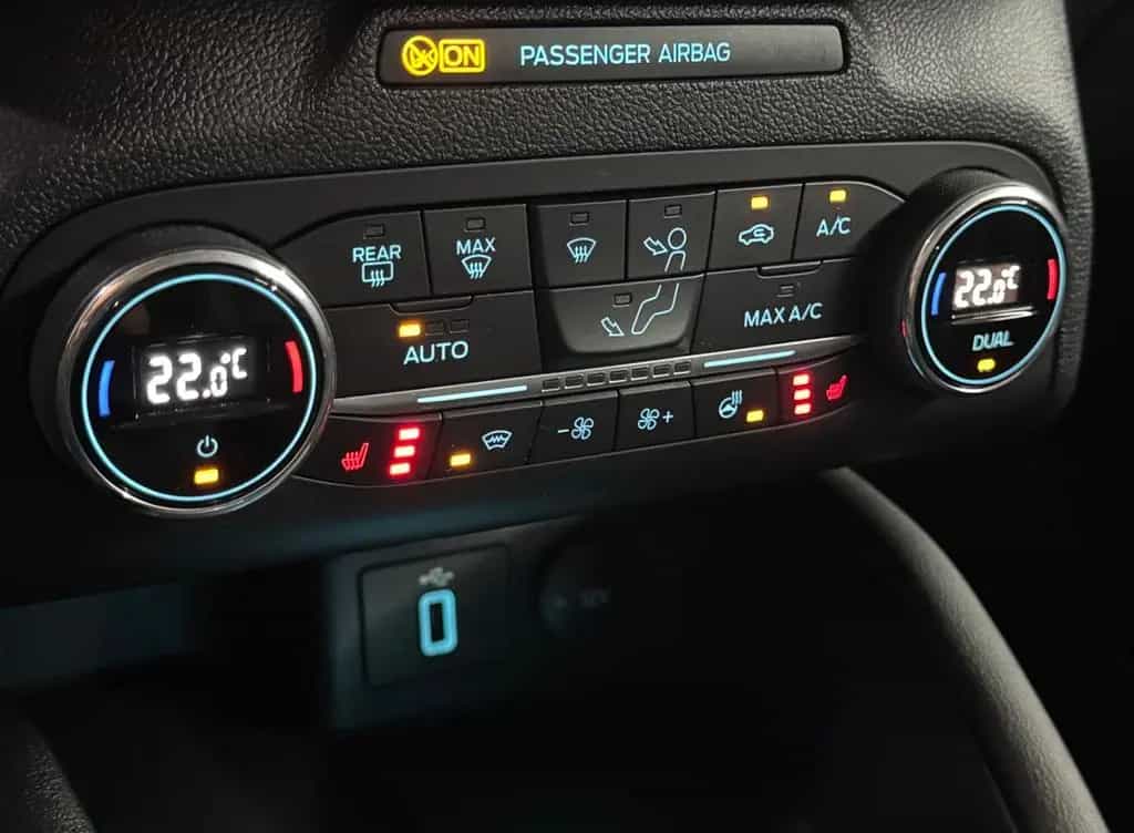Ford FocusTitanium 08/2019-photo-11