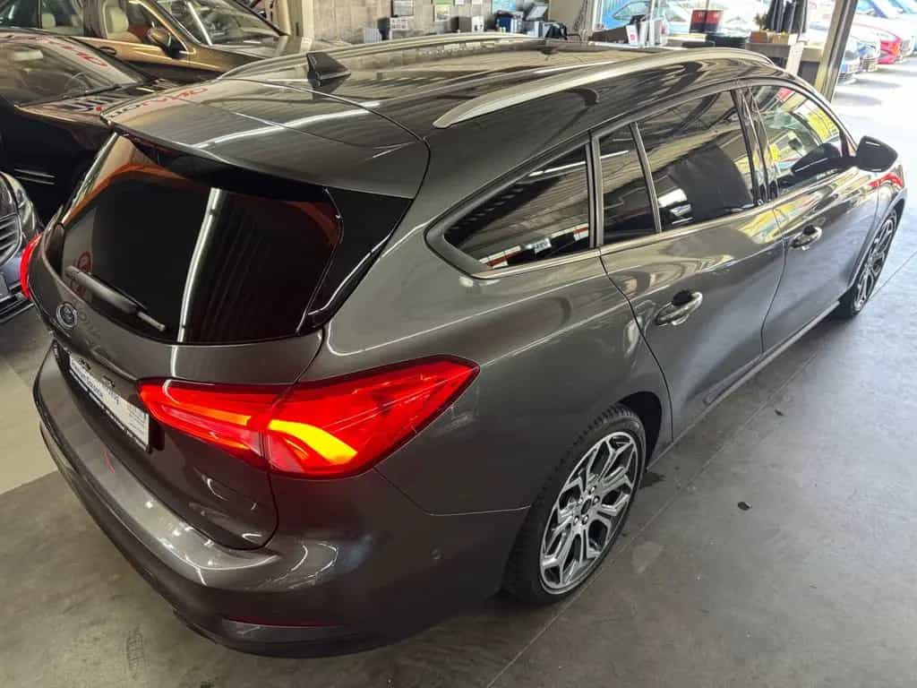 Ford FocusTitanium 08/2019-photo-25