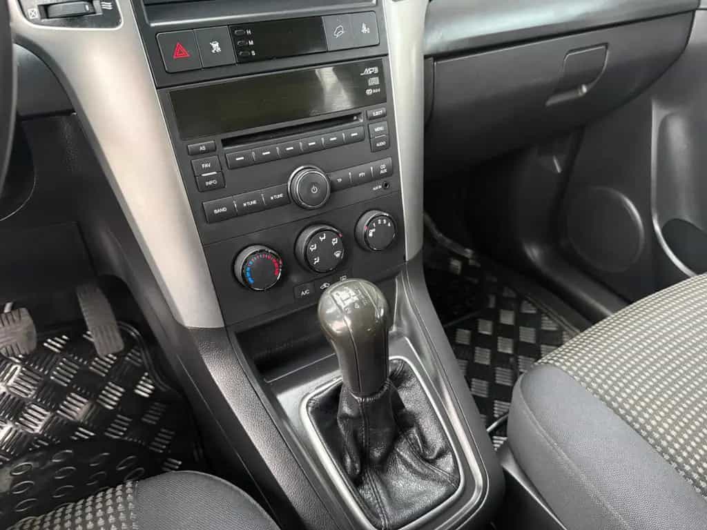 Chevrolet Captiva 2.4 LS 2WD 7-SITZ/AHK/PDC/LMF+TÜV 09.27 12/2008-photo-12