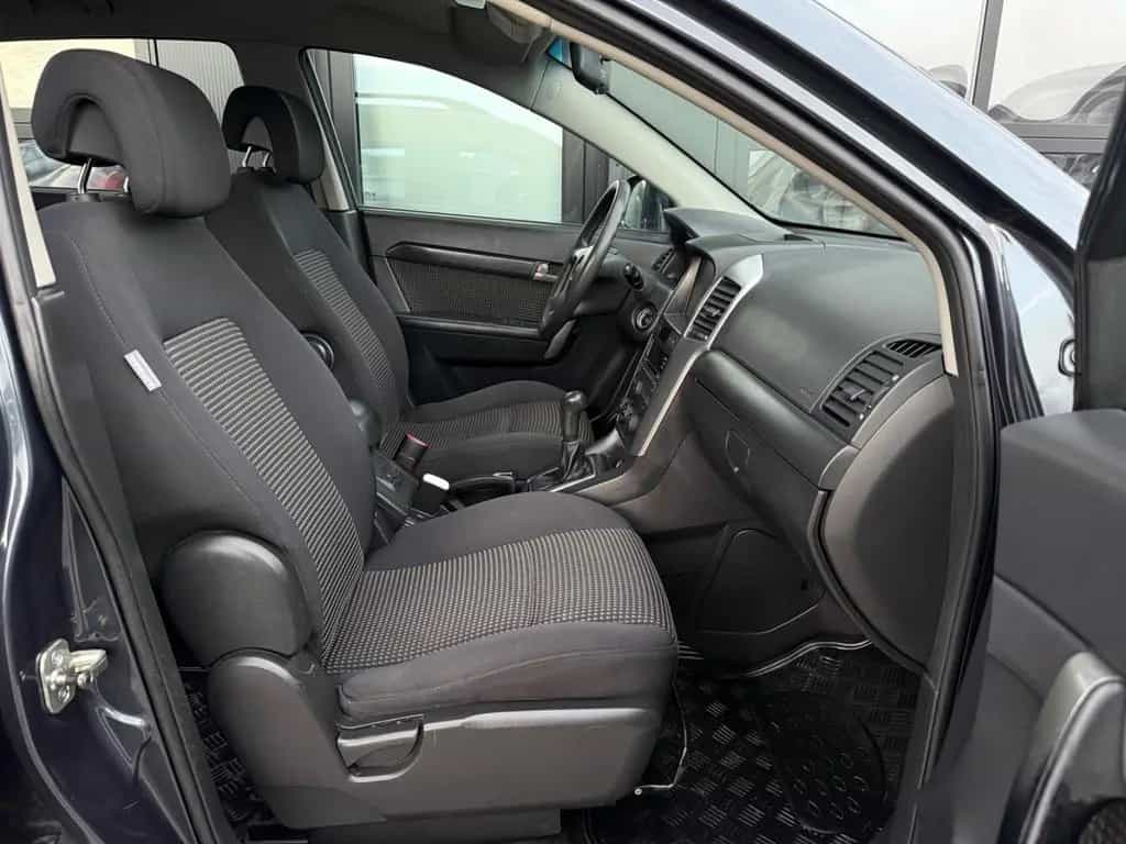 Chevrolet Captiva 2.4 LS 2WD 7-SITZ/AHK/PDC/LMF+TÜV 09.27 12/2008-photo-15