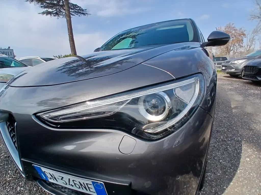 Alfa Romeo Stelvio 2.2 Turbodiesel 180 CV AT8 RW 02/2018-photo-8