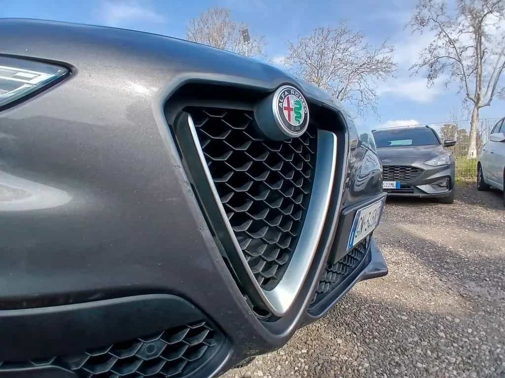 Alfa Romeo Stelvio 2.2 Turbodiesel 180 CV AT8 RW 02/2018-photo-9