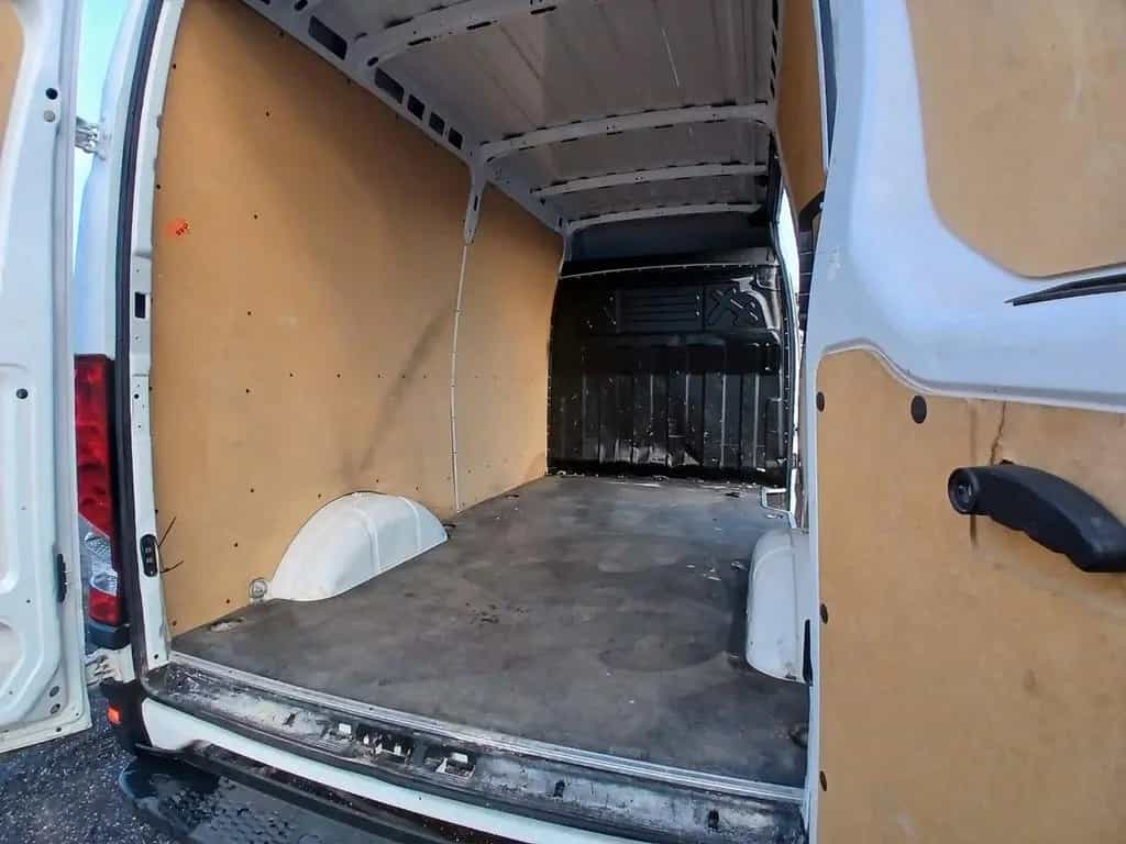 Iveco Daily 35S12V 2.3 HPT PC-TM Furgone 04/2021-photo-10