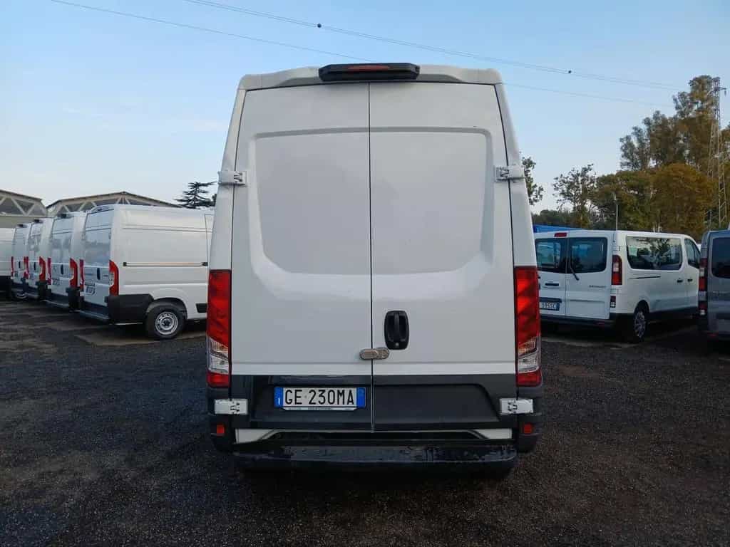 Iveco Daily 35S12V 2.3 HPT PC-TM Furgone 04/2021-photo-5