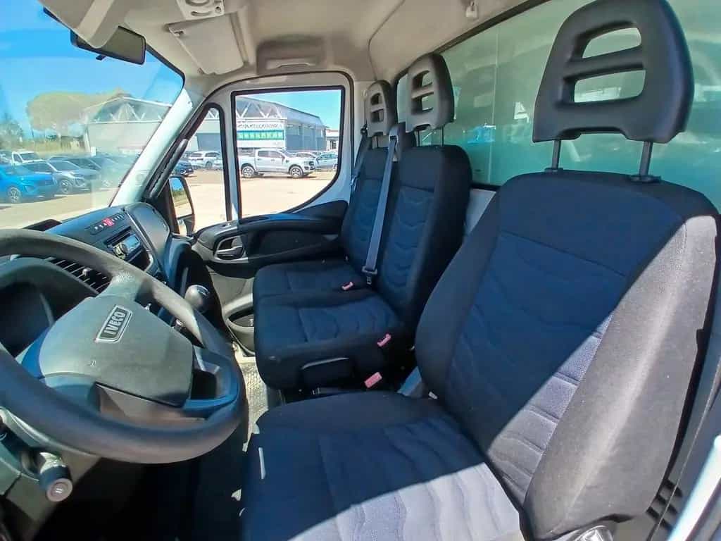 Iveco Daily 35C14 BTor 2.3 HPT PC-RG Cabinato 04/2021-photo-9