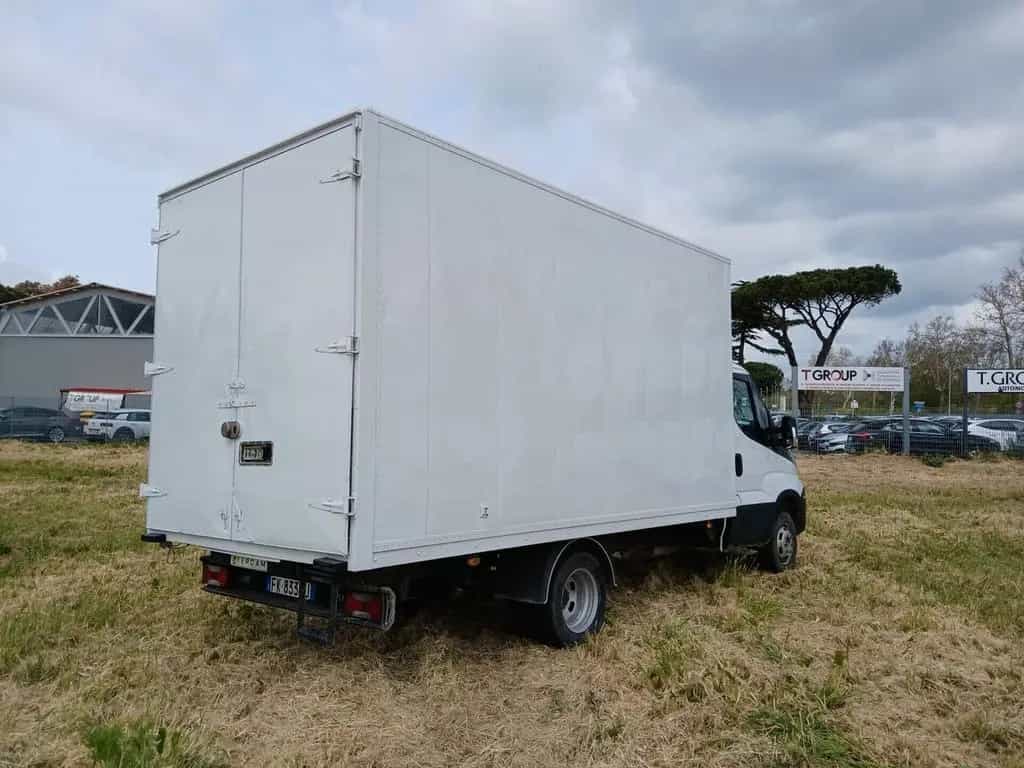 Iveco Daily 35C14 2.3 HPT PC-RG Cabinato 08/2017-photo-5