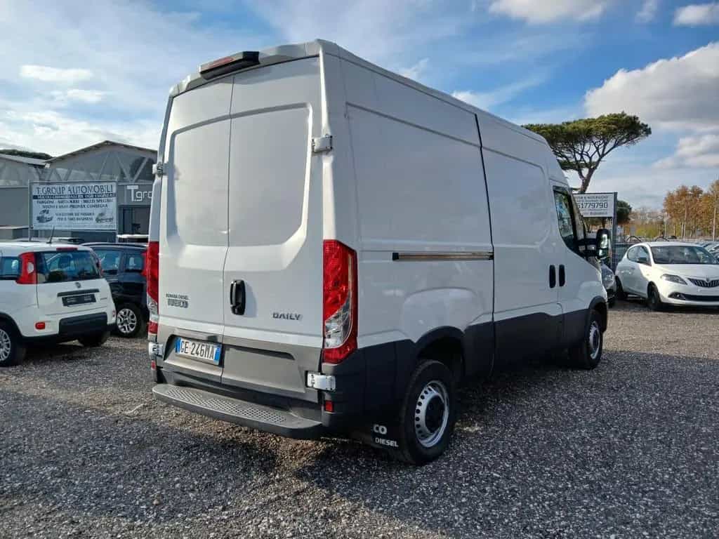 Iveco Daily 35 H2 2.3 TM PN Cabinato 04/2021-photo-0