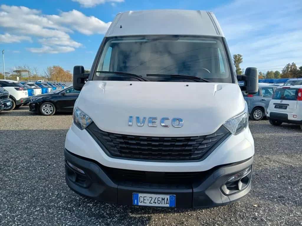 Iveco Daily 35 H2 2.3 TM PN Cabinato 04/2021-photo-2