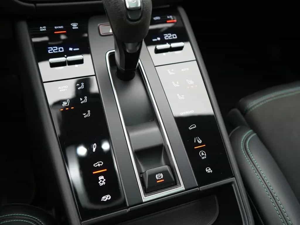 Porsche Macan GTS 01/2022-photo-28