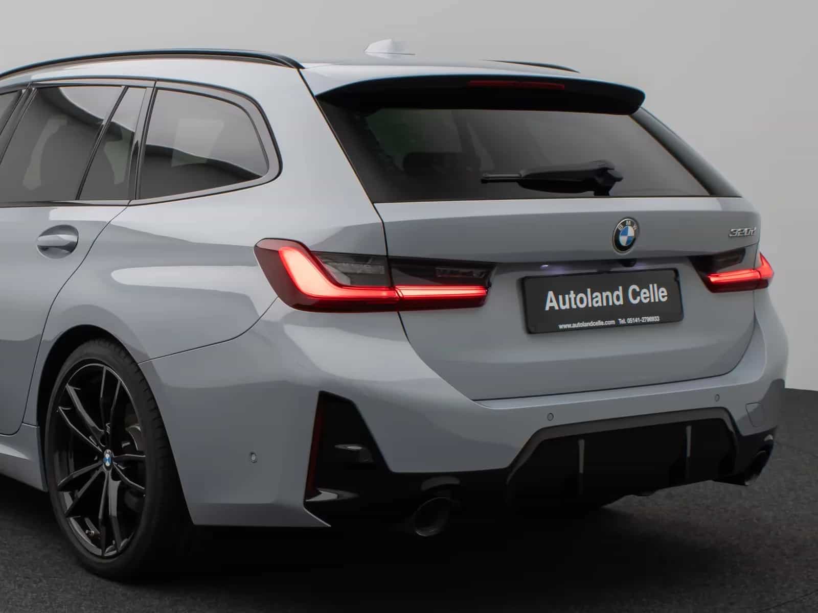 BMW 3 Series 320 d Touring LCI *HUD*LED*PDC*NAVI*AHK* 03/2023-photo-16