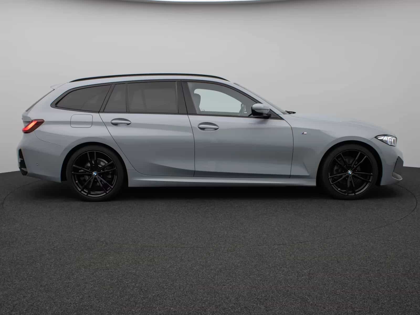 BMW 3 Series 320 d Touring LCI *HUD*LED*PDC*NAVI*AHK* 03/2023-photo-4