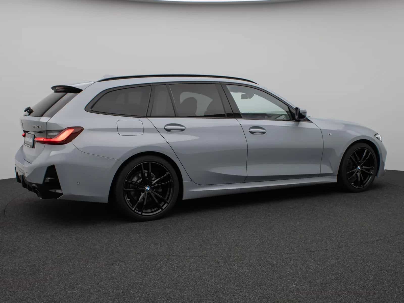 BMW 3 Series 320 d Touring LCI *HUD*LED*PDC*NAVI*AHK* 03/2023-photo-5