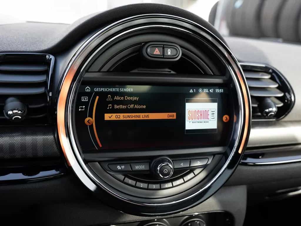 MINI John Cooper Works Clubman Clubman John Cooper Works ALL4 PANO HUD LED ACC 10/2018-photo-14
