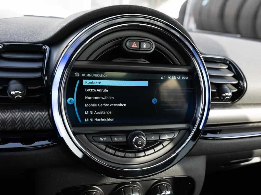 MINI John Cooper Works Clubman Clubman John Cooper Works ALL4 PANO HUD LED ACC 10/2018-photo-15