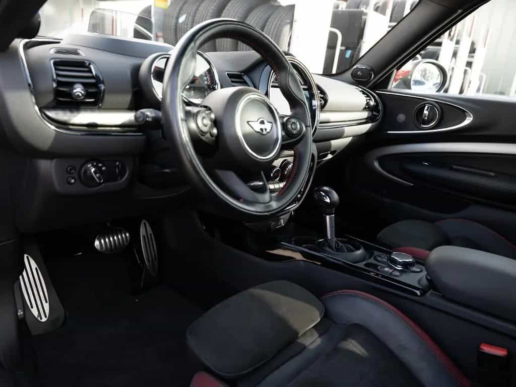 MINI John Cooper Works Clubman Clubman John Cooper Works ALL4 PANO HUD LED ACC 10/2018-photo-24