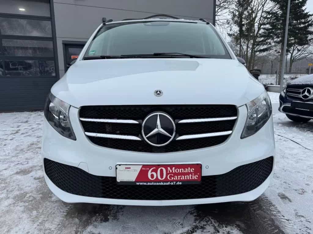 Mercedes-Benz V-Class 250 07/2022-photo-1