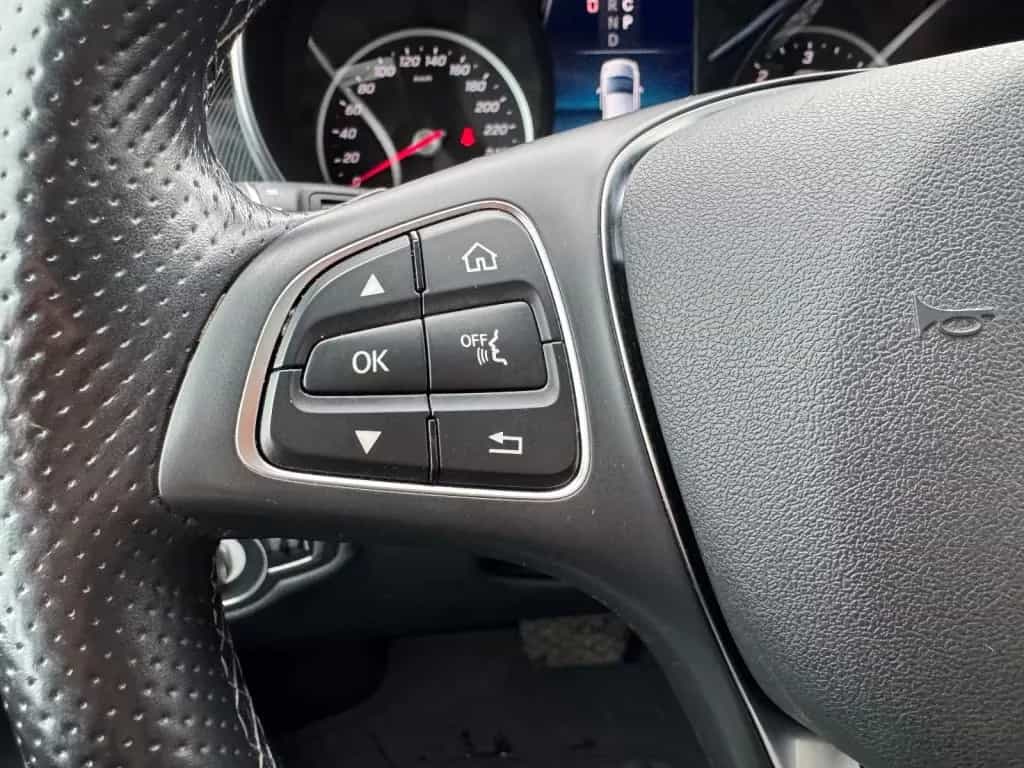 Mercedes-Benz V-Class 250 07/2022-photo-10