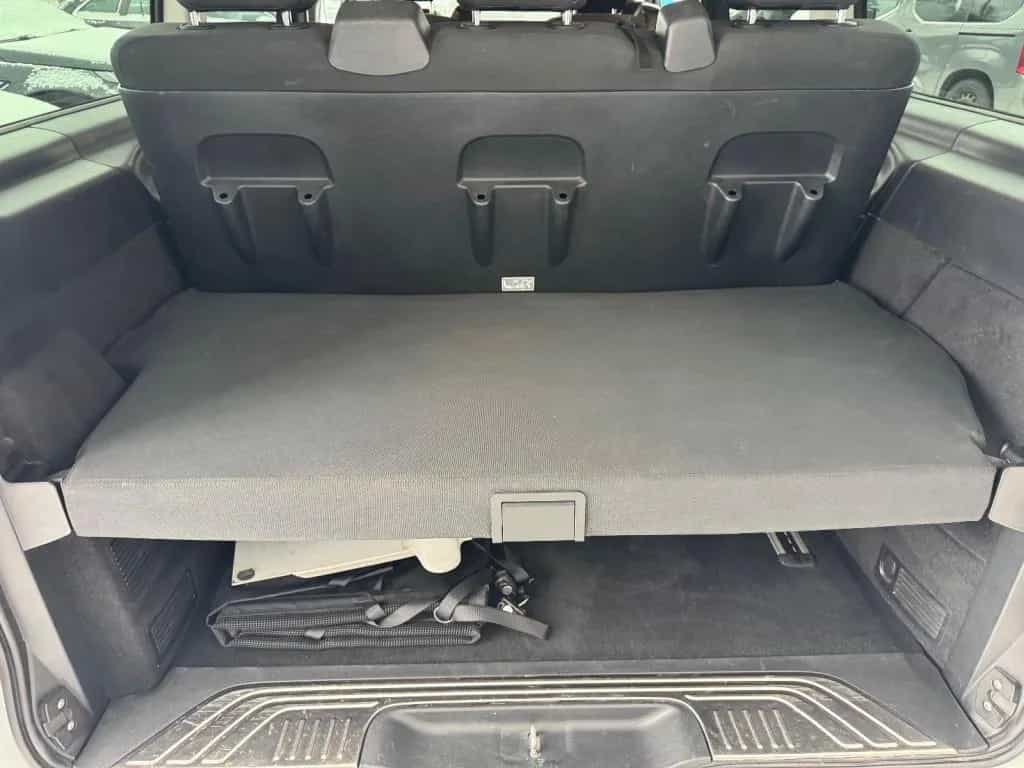Mercedes-Benz V-Class 250 07/2022-photo-19