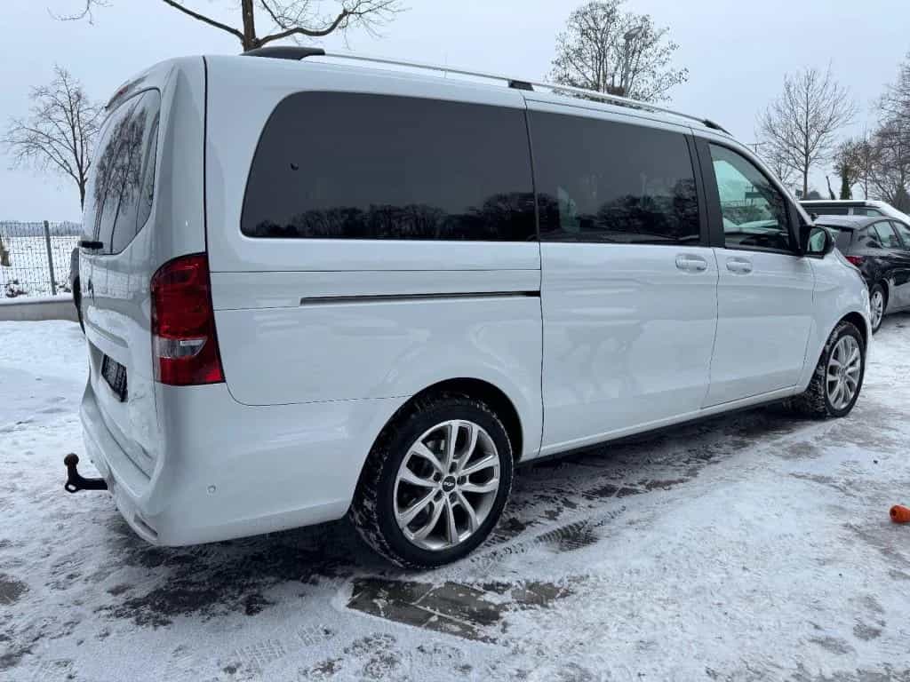 Mercedes-Benz V-Class 250 07/2022-photo-5
