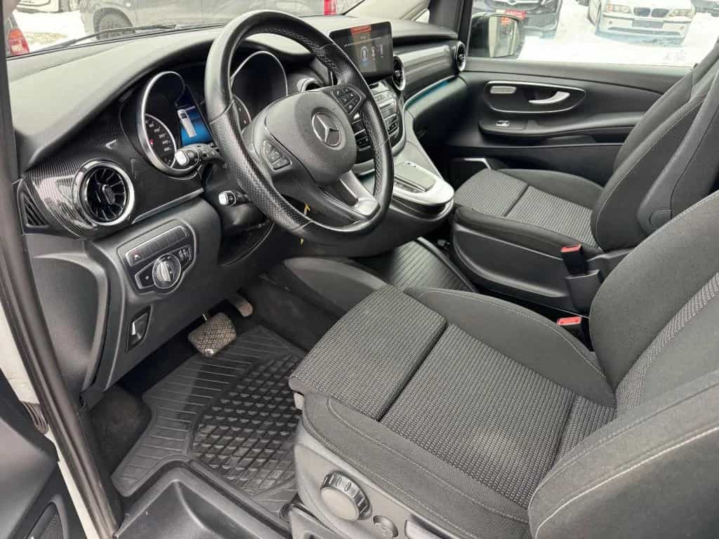 Mercedes-Benz V-Class 250 07/2022-photo-6