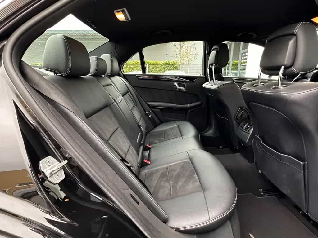 Mercedes-Benz E 250 *AMG-LINE*COMAND*BlueE*SHZ*PDC*XENON* 09/2011-photo-12