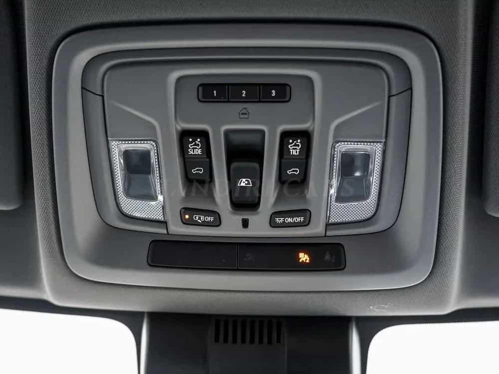 GMC 2025 Denali € 67900 +BRS GMC MULTIPRO POWER STEP null-photo-23