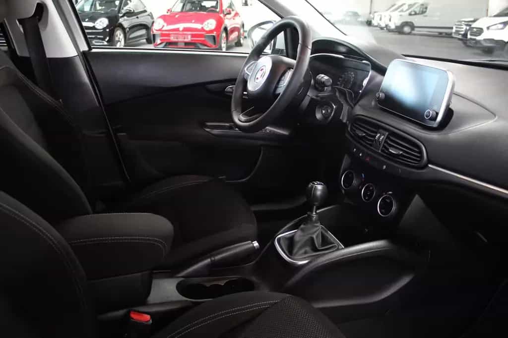 Fiat Tipo 1.4 T-Jet Lounge(Sitzheizung,Navi, ACC,AHK) 12/2021-photo-11