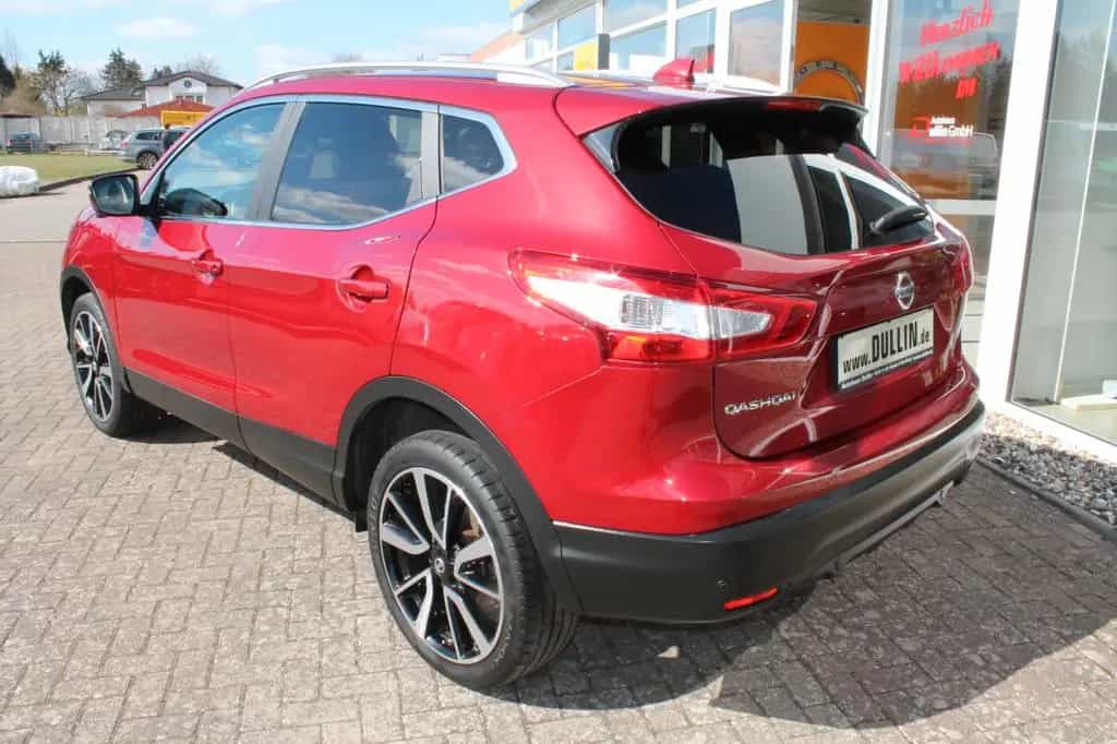 Nissan Qashqai Tekna + Anhängerzug 07/2016-photo-6