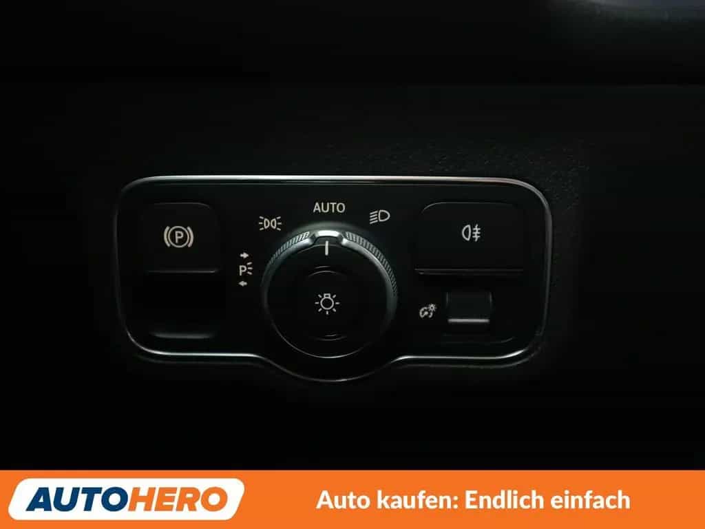 Mercedes-Benz GLB-Class 250 4Matic AMG Line Aut.*NAVI*360*ACC* 01/2020-photo-28