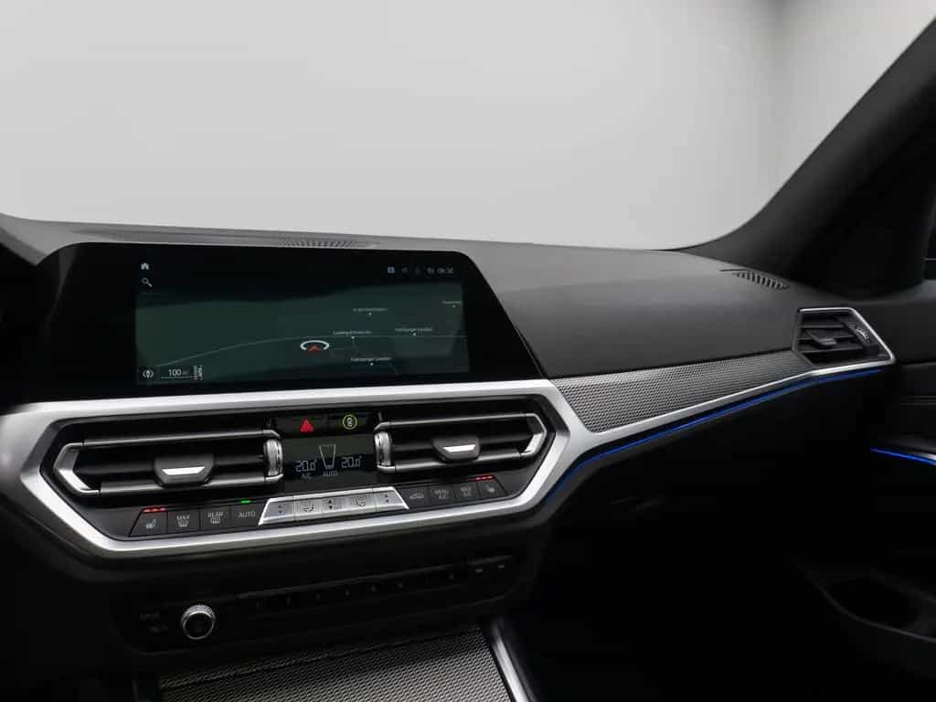 BMW 3 Series 320i M Sport Panorama Kamera Laser HiFi Komfort 05/2021-photo-21