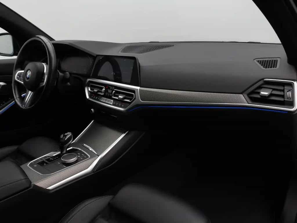 BMW 3 Series 320i M Sport Panorama Kamera Laser HiFi Komfort 05/2021-photo-23