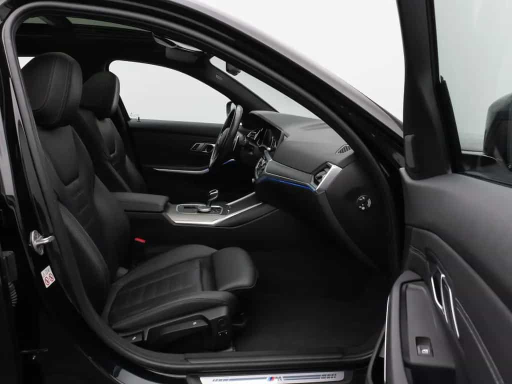 BMW 3 Series 320i M Sport Panorama Kamera Laser HiFi Komfort 05/2021-photo-24