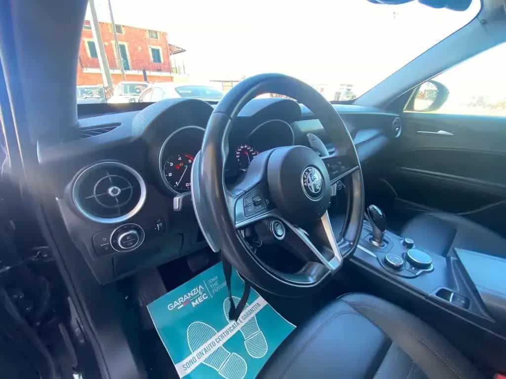 Alfa Romeo Stelvio 2.2 Turbodiesel 180 CV AT8 RW 07/2018-photo-11